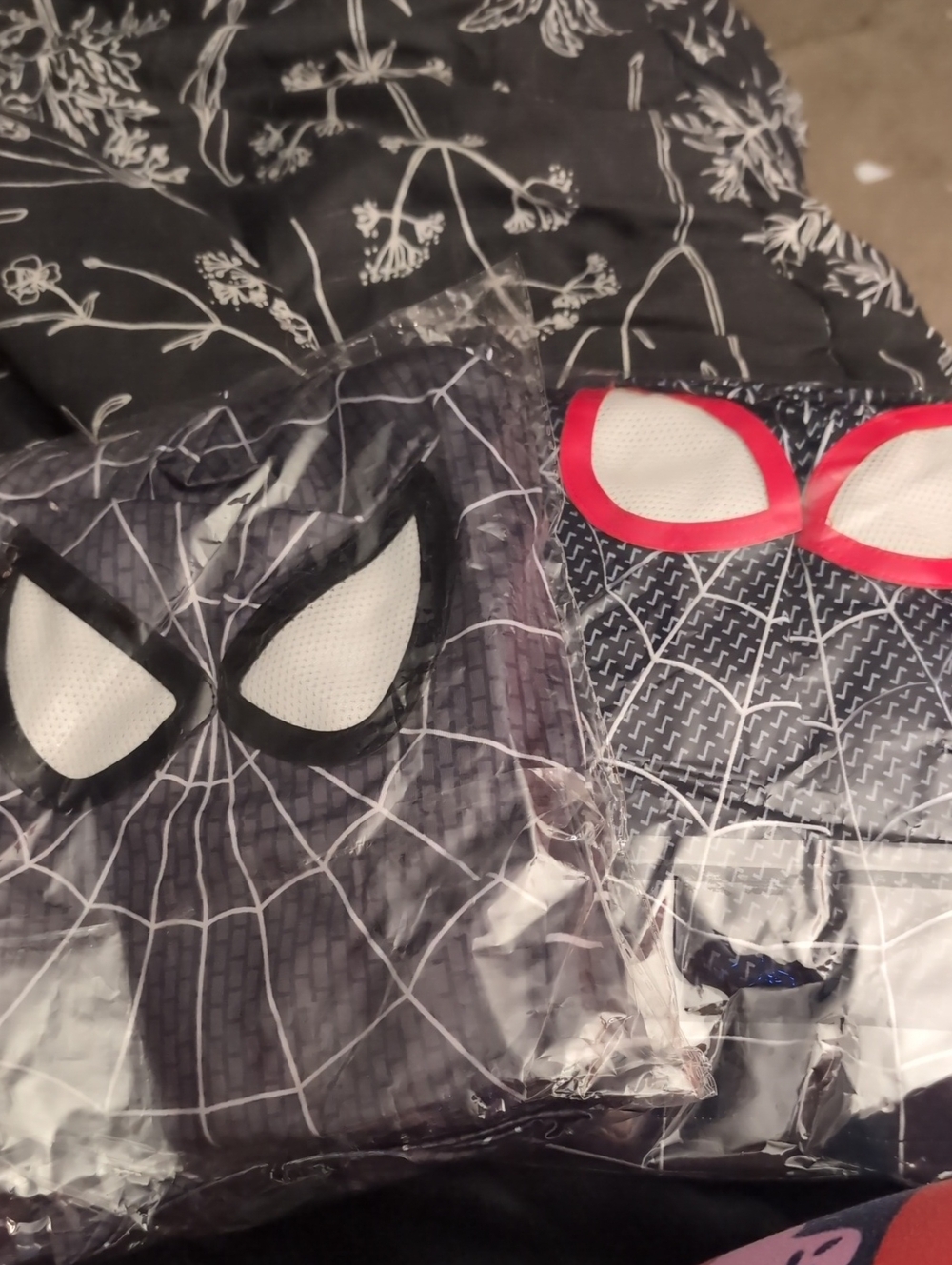 Spiderman Suit Adult Size OS Full Body Suit And Mask HALLOWEEN